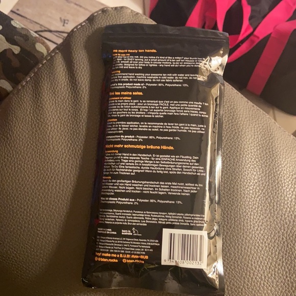 b.tan Black tan mitt an applicator mitt that helps create the most awesome tan - Picture 7 of 9